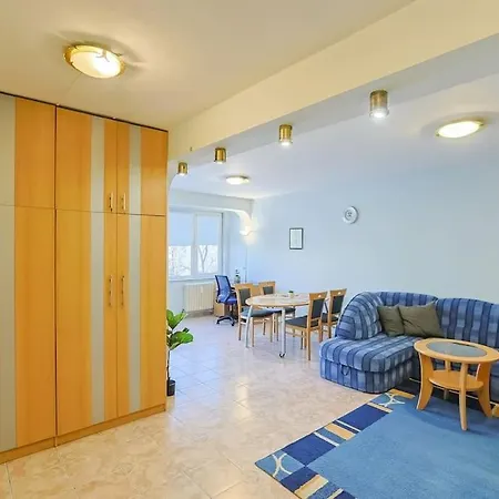 Sunny & Convenient On Dondoukov Blvd, 1 Bdr Zaimov Apartament Sofia