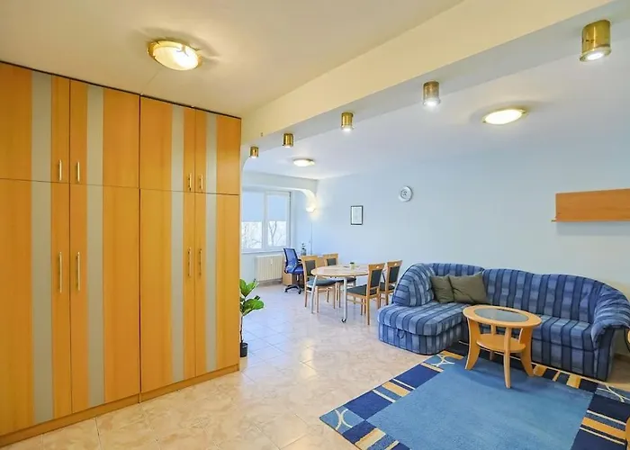 Sunny & Convenient On Dondoukov Blvd, 1 Bdr Zaimov Appartement Sofia