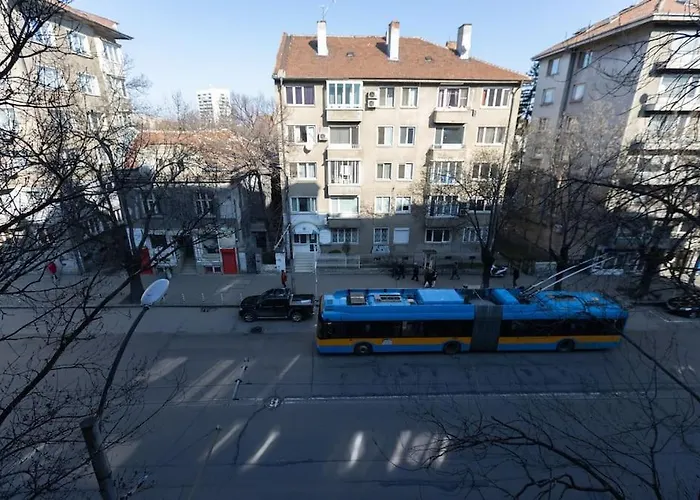 Sunny & Convenient On Dondoukov Blvd, 1 Bdr Zaimov Apartment *